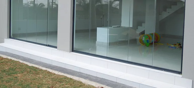 Hurricane Windows Palm Beach Services in Buenaventura Lakes, FL