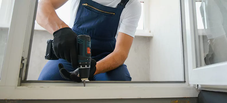 Window Stool Apron in Buenaventura Lakes, FL