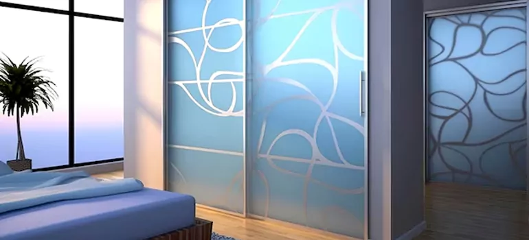 Frosting Glass Cabinet Doors in Buenaventura Lakes, FL